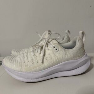 Nike Size 5.5 ReactX Infinity Run 4 ‘Triple White’
